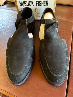 Eddie Bauer NWT Black suede  Nubuck Women's Sandals original box